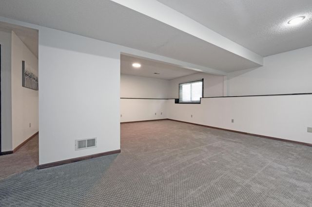 5506 Prospect Avenue, White Bear Twp, MN 55110