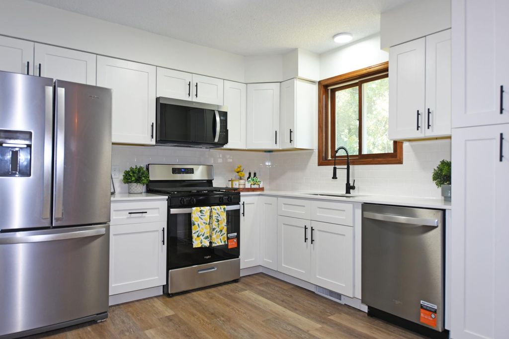 5506 Prospect Avenue, White Bear Twp, MN 55110 — photo 3