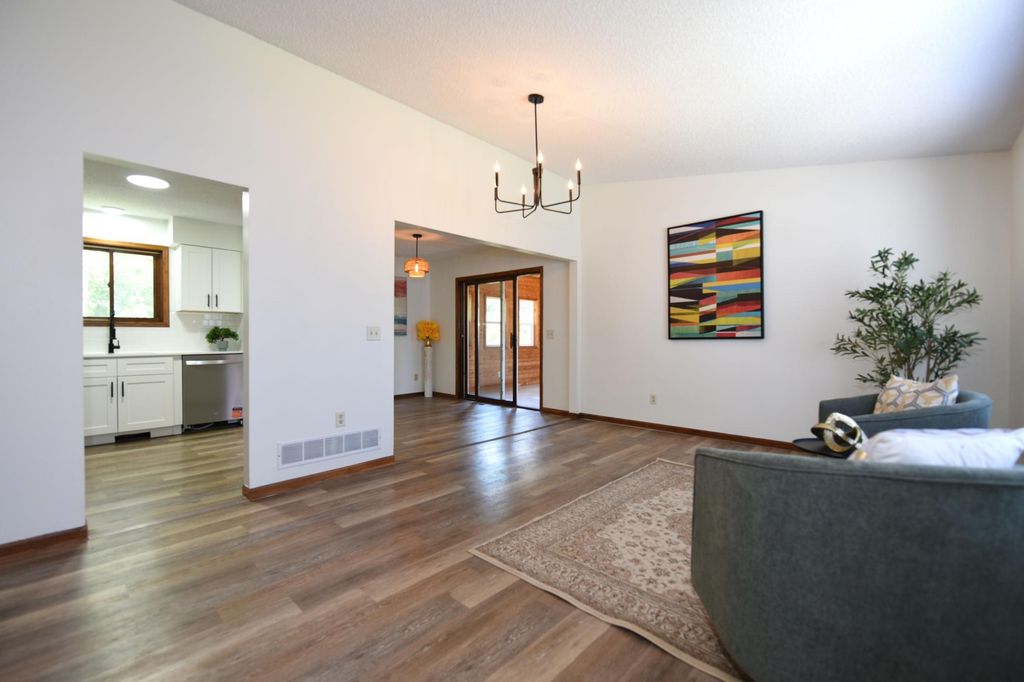 5506 Prospect Avenue, White Bear Twp, MN 55110 — photo 5