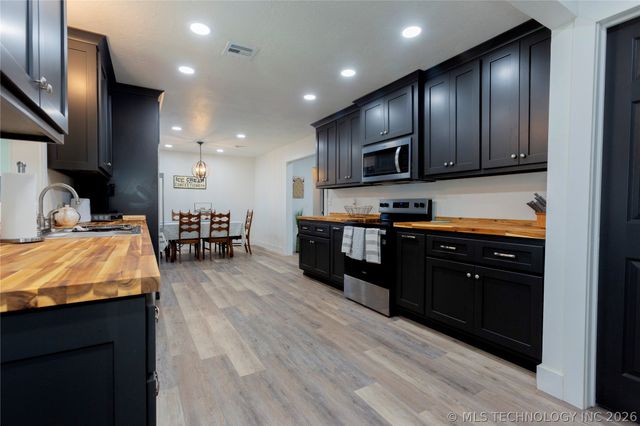 2710 Hardy Springs Road, Mcalester, OK 74501