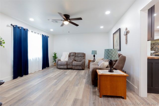 2710 Hardy Springs Road, Mcalester, OK 74501