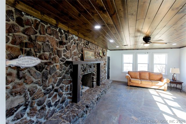 2710 Hardy Springs Road, Mcalester, OK 74501