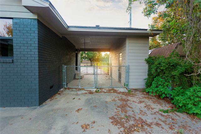 2710 Hardy Springs Road, Mcalester, OK 74501