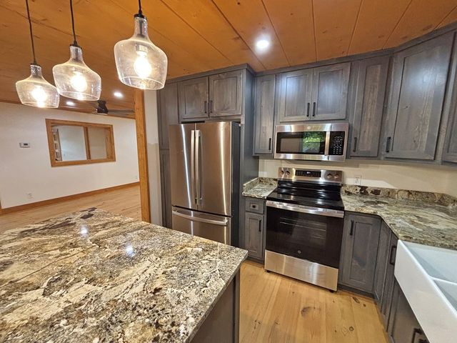 251 Walnut Rd, Blairsville, GA 30512
