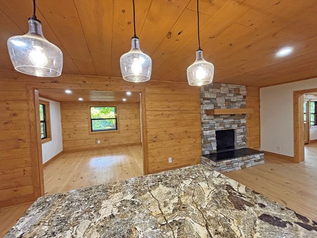 251 Walnut Rd, Blairsville, GA 30512