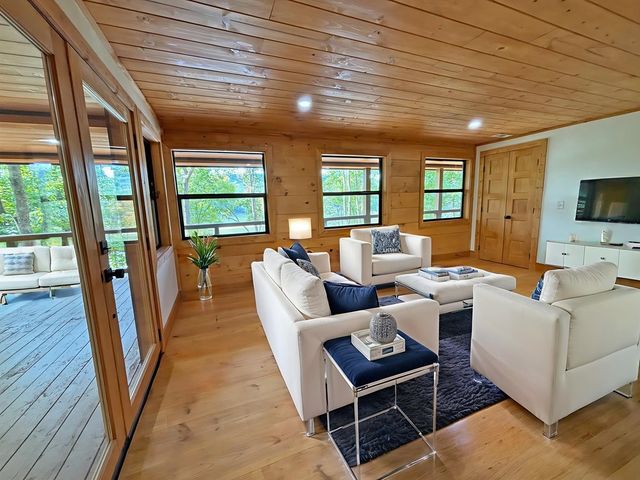 251 Walnut Rd, Blairsville, GA 30512