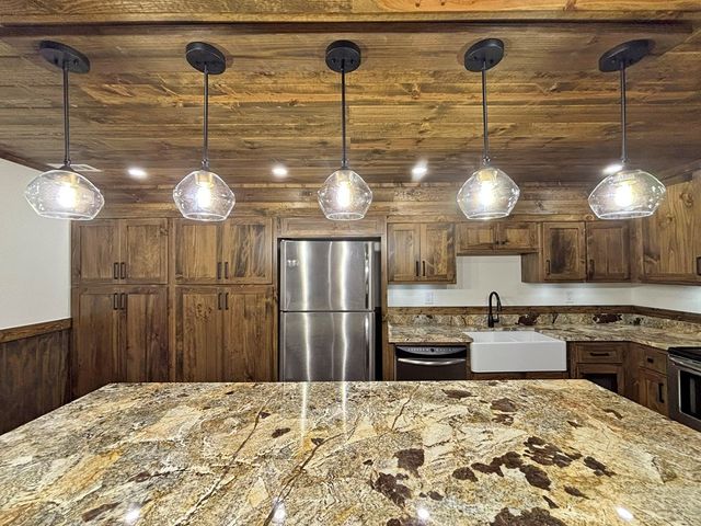 251 Walnut Rd, Blairsville, GA 30512
