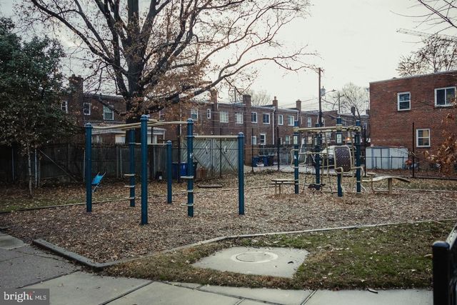 138 DALE ST, Alexandria, VA 22305