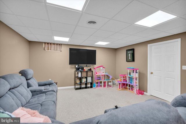 1736 MAGNOLIA RD, Vineland, NJ 08360