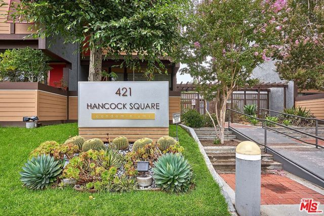 421 S Van Ness Avenue 8, Los Angeles, CA 90020