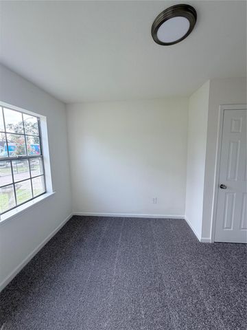 8837 Oak Knoll Lane, Houston, TX 77078