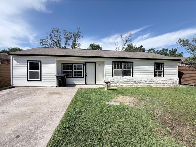 8837 Oak Knoll Lane, Houston, TX 77078