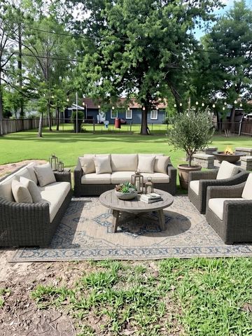 8837 Oak Knoll Lane, Houston, TX 77078