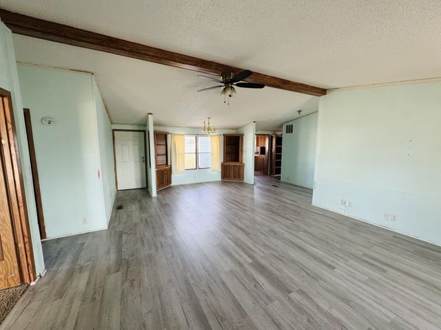 600 Temple Hall Highway, Granbury, TX 76049