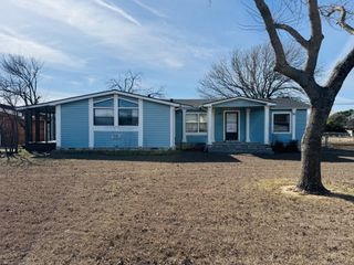 600 Temple Hall Highway, Granbury, TX 76049