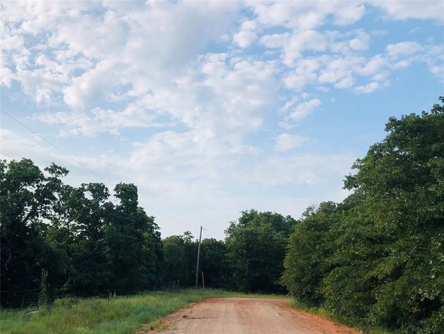 19454 Oakridge Drive, Lexington, OK 73051