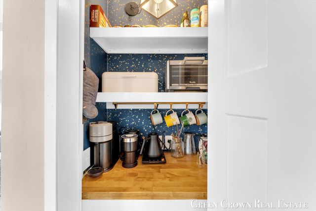 318 Wesley Street Se, City Of Wyoming, MI 49548