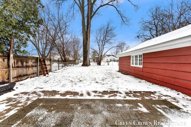 318 Wesley Street Se, City Of Wyoming, MI 49548