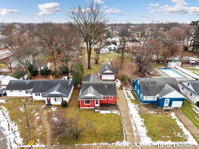 318 Wesley Street Se, City Of Wyoming, MI 49548