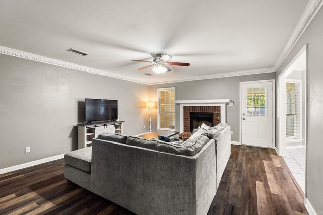 50 High Timber Drive, Maumelle, AR 72113