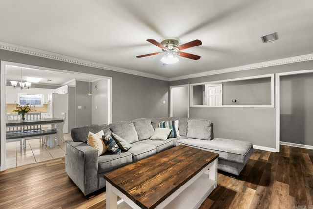 50 High Timber Drive, Maumelle, AR 72113