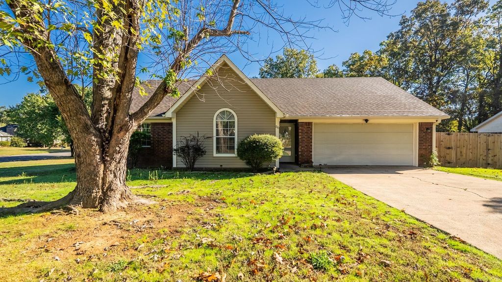 50 High Timber Drive, Maumelle, AR 72113