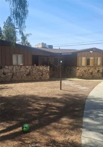 4751 Newbury Court, Riverside, CA 92507