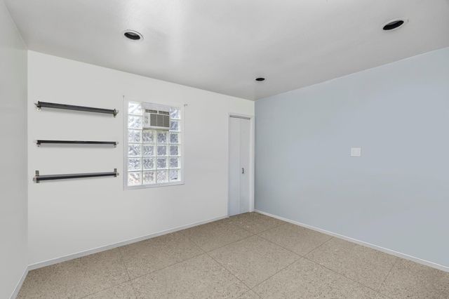 7902 Richmond Avenue, Houston, TX 77063
