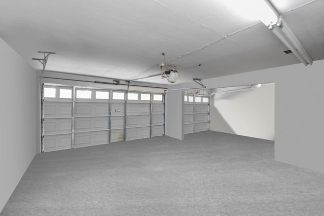 7902 Richmond Avenue, Houston, TX 77063
