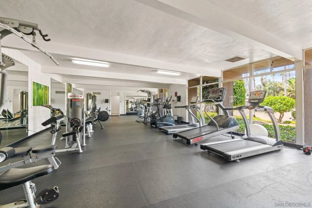 3050 Rue Dorleans 308, San Diego, CA 92110