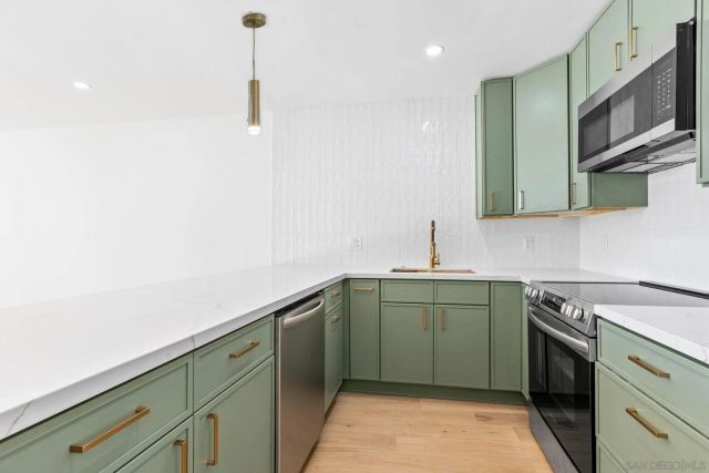 3050 Rue Dorleans 308, San Diego, CA 92110