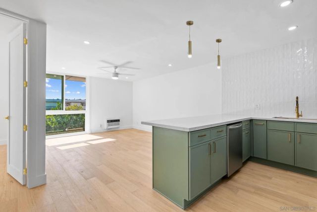 3050 Rue Dorleans 308, San Diego, CA 92110