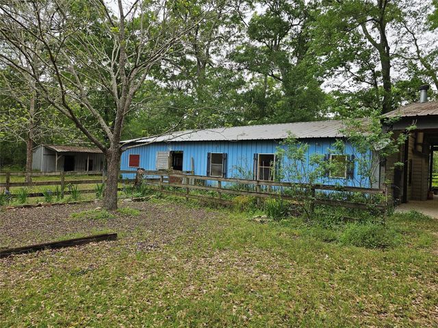 15784 Tree Monkey Rd, Conroe, TX 77303