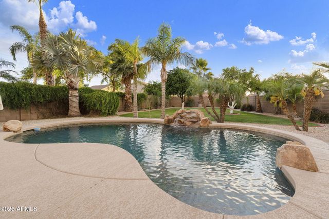 3120 S CHATSWORTH Circle, Mesa, AZ 85212