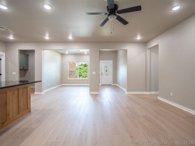 2002 Whippoorwill, Mcalester, OK 74501