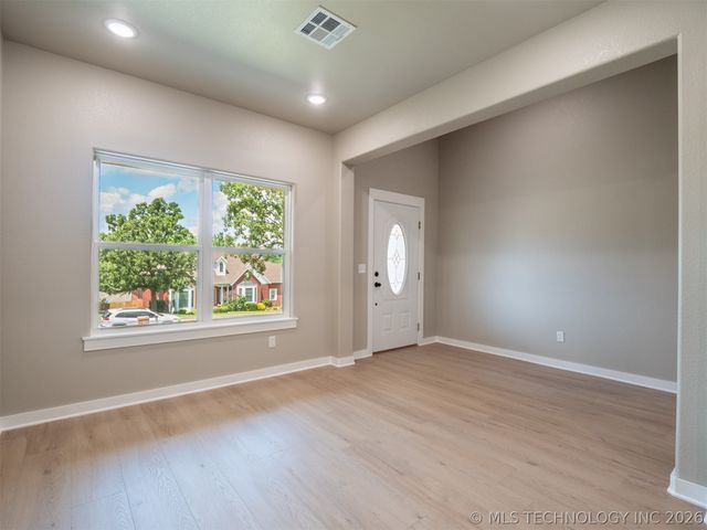2002 Whippoorwill, Mcalester, OK 74501