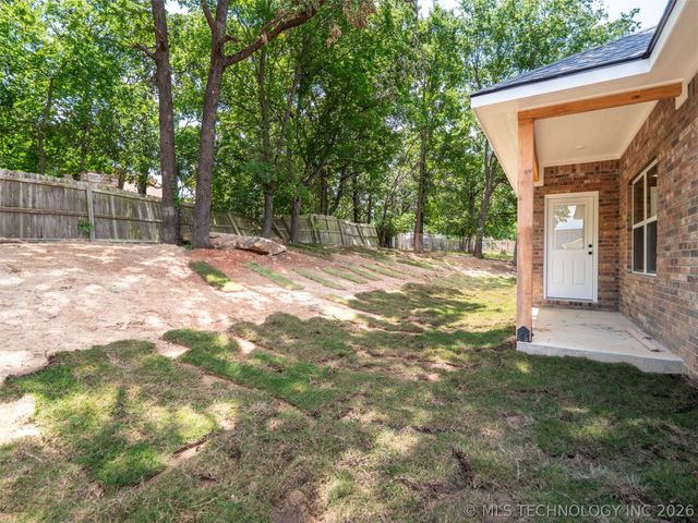 2002 Whippoorwill, Mcalester, OK 74501