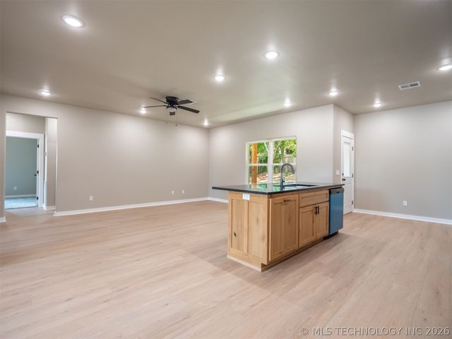 2002 Whippoorwill, Mcalester, OK 74501