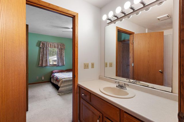 300 E State Street, Belle Plaine, MN 56011