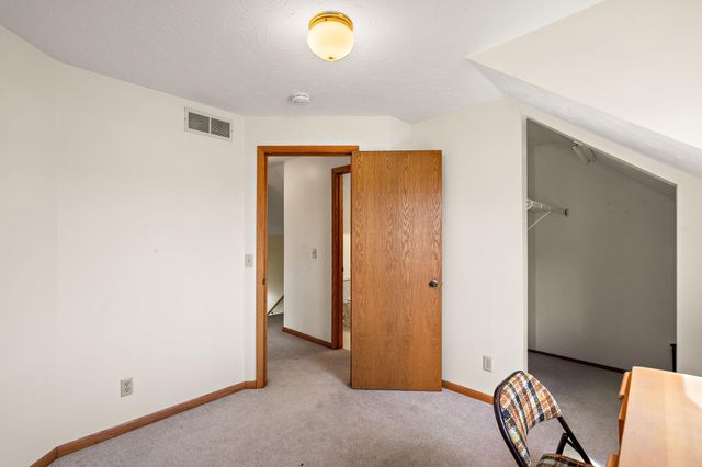 300 E State Street, Belle Plaine, MN 56011