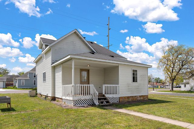 300 E State Street, Belle Plaine, MN 56011