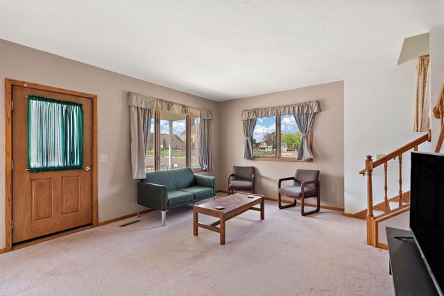 300 E State Street, Belle Plaine, MN 56011