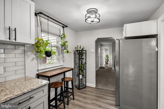 72 E 9TH AVE, Pine Hill, NJ 08021