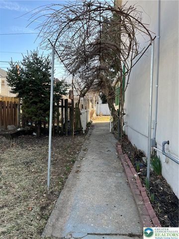 1214 Spruce Street, Easton, PA 18042