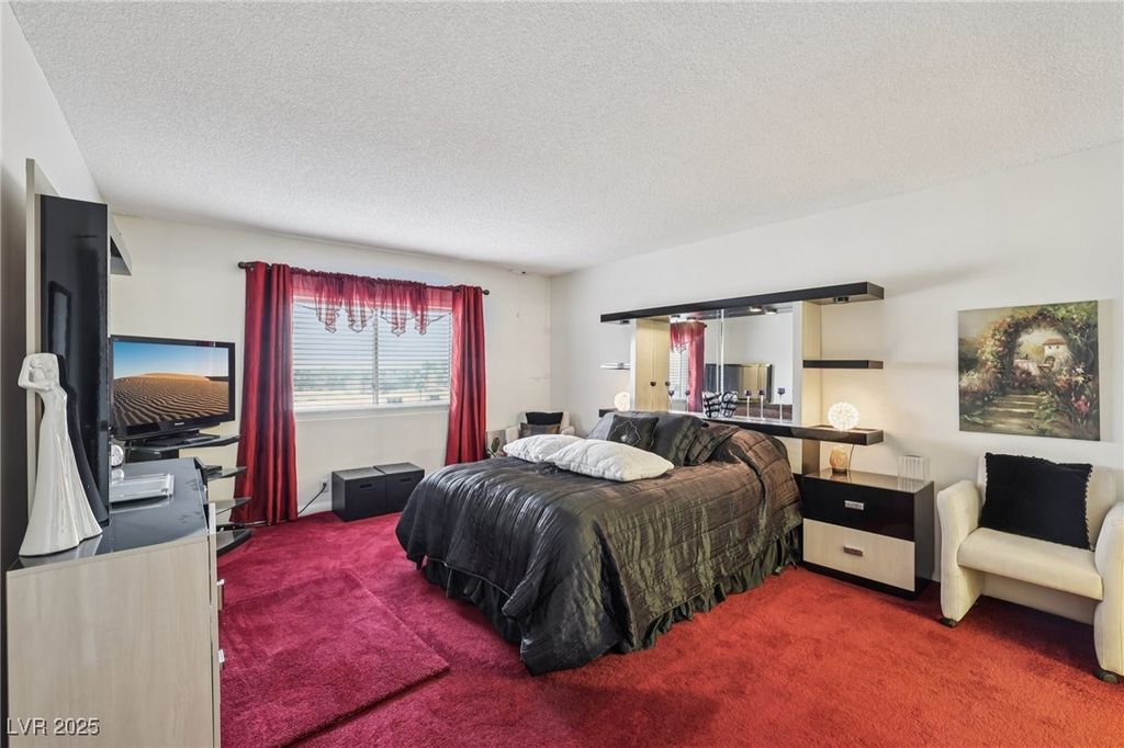 Image 19 of property listing at 750 South Royal Crest Circle 345, Las Vegas, NV 89169
