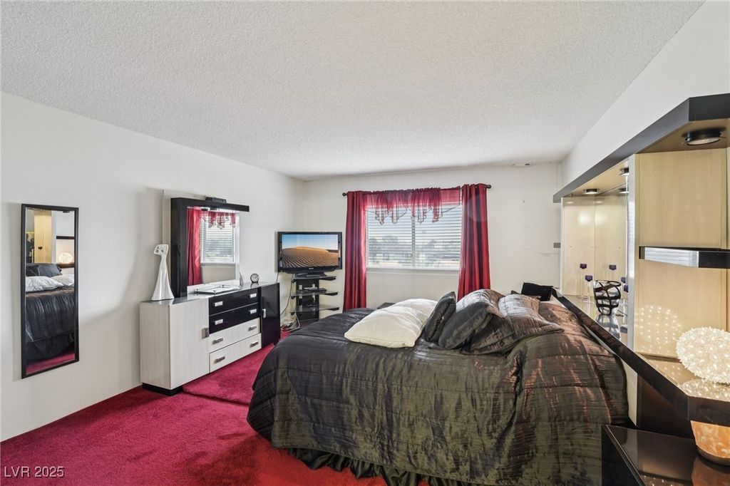 Image 20 of property listing at 750 South Royal Crest Circle 345, Las Vegas, NV 89169