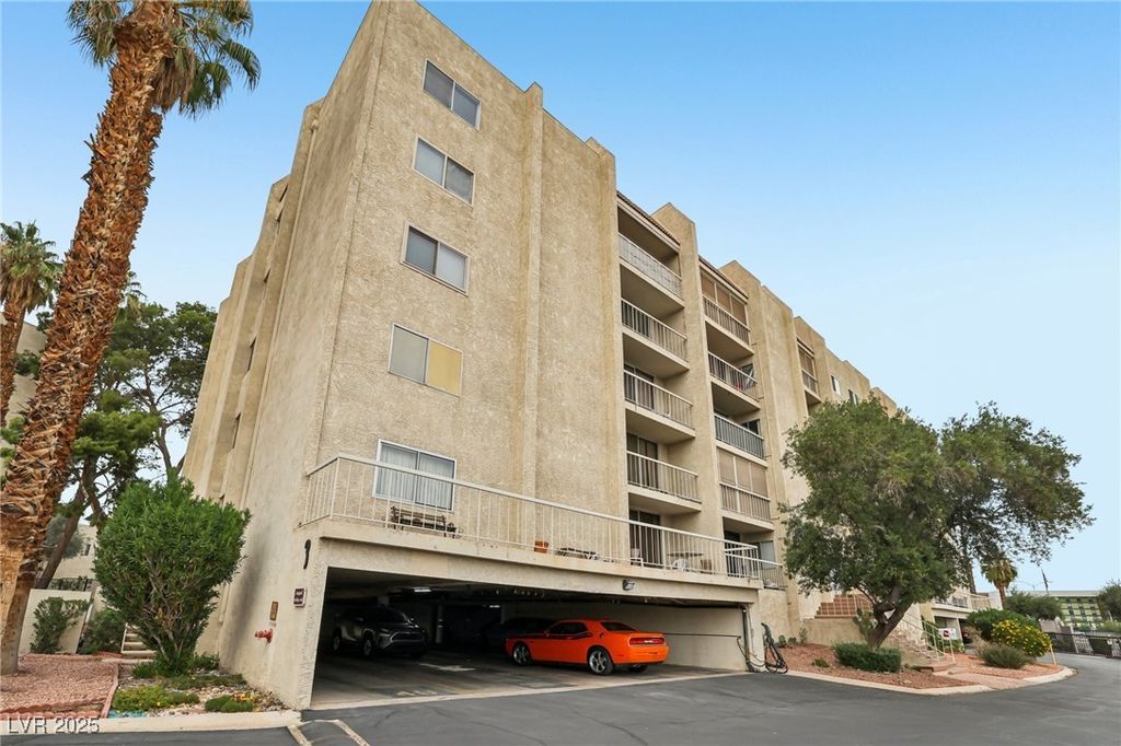 Image 27 of property listing at 750 South Royal Crest Circle 345, Las Vegas, NV 89169