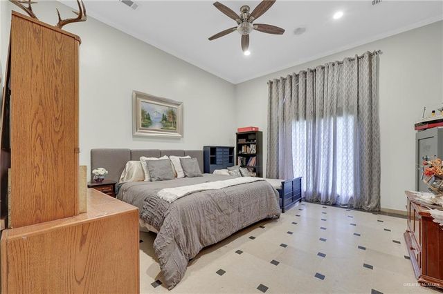 1100 Sunrise Lane, Mission, TX 78574