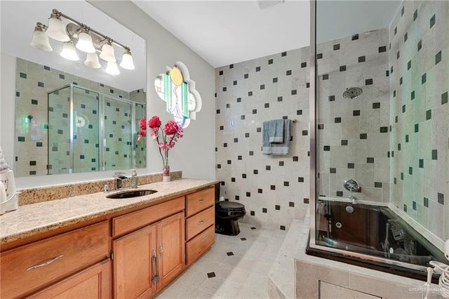 1100 Sunrise Lane, Mission, TX 78574