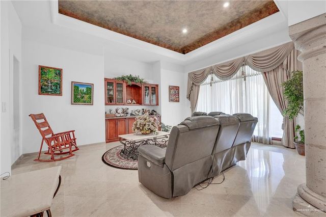 1100 Sunrise Lane, Mission, TX 78574